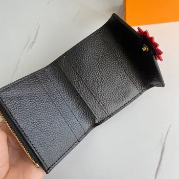Women's Designer Classic Genuine Print Leather Short 3 Fold Buckle Clutch Wallet Card Holder Organizer Ladies Purse Coin Bag
Women's Designer Classic Genuine Print Leather Short 3 Fold Buckle Clutch Wallet Card Holder Organizer Ladies Purse Coin Bag