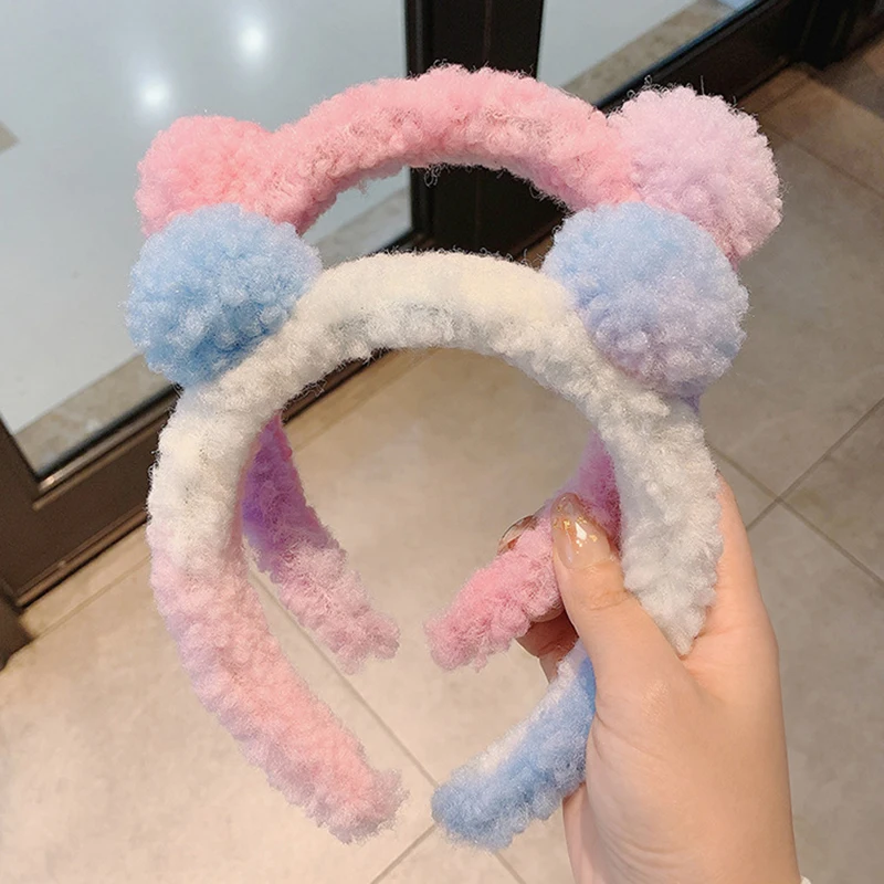 Curly Lambswool Head Hoop Plush Headband Fashion Hair Accessories Gradient Colorful Bear Ears Hair Hoop 
Curly Lambswool Head Hoop Plush Headband Fashion Hair Accessories Gradient Colorful Bear Ears Hair Hoop