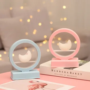 Creative ins girl heart small night light decoration lamp.
Creative ins girl heart small night light decoration lamp.