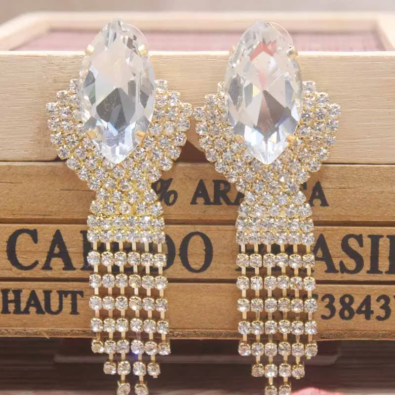 colorful choose Rhinestone Earing European Bride Exaggerated Luxury Longer tassel Earrings crystal lady make up jewelry earrings
colorful choose Rhinestone Earing European Bride Exaggerated Luxury Longer tassel Earrings crystal lady make up jewelry earrings