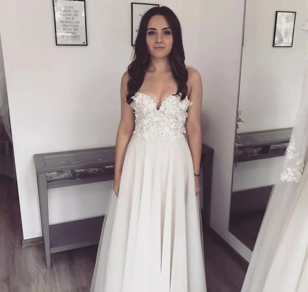 Romantic Boho Wedding Dress Sweetheart Appliques Chiffon Bridal Gowns Long simple Sweep Train Backless Customize Wedding Dresses
Romantic Boho Wedding Dress Sweetheart Appliques Chiffon Bridal Gowns Long simple Sweep Train Backless Customize Wedding Dresses