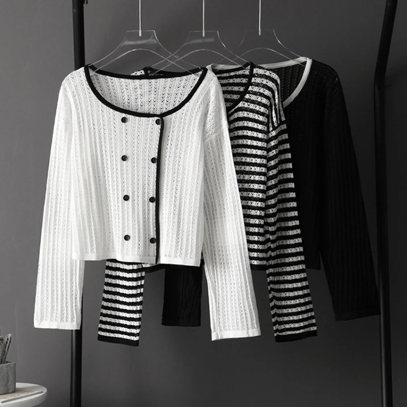 GOPLUS Autumn 2020 Women's Cardigan Round Neck Hollow Out Double Breasted Long Sleeve Knitted Cardigans Womens Black White Tops
GOPLUS Autumn 2020 Women's Cardigan Round Neck Hollow Out Double Breasted Long Sleeve Knitted Cardigans Womens Black White Tops