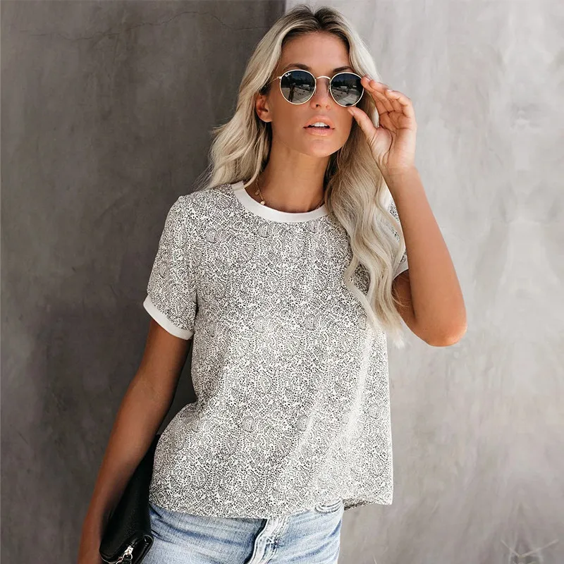 2020 New Summer O Neck Print T Shirt Women Casual Short Sleeve Leopard Top
2020 New Summer O Neck Print T Shirt Women Casual Short Sleeve Leopard Top