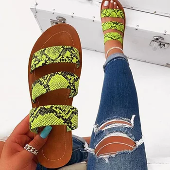Women's Sandals Leopard Snake Print Slip-On Jelly Shoes Fashion Outside Slippers Ladies Flat Buckle Slippers zapatos de mujer 
Women's Sandals Leopard Snake Print Slip-On Jelly Shoes Fashion Outside Slippers Ladies Flat Buckle Slippers zapatos de mujer
