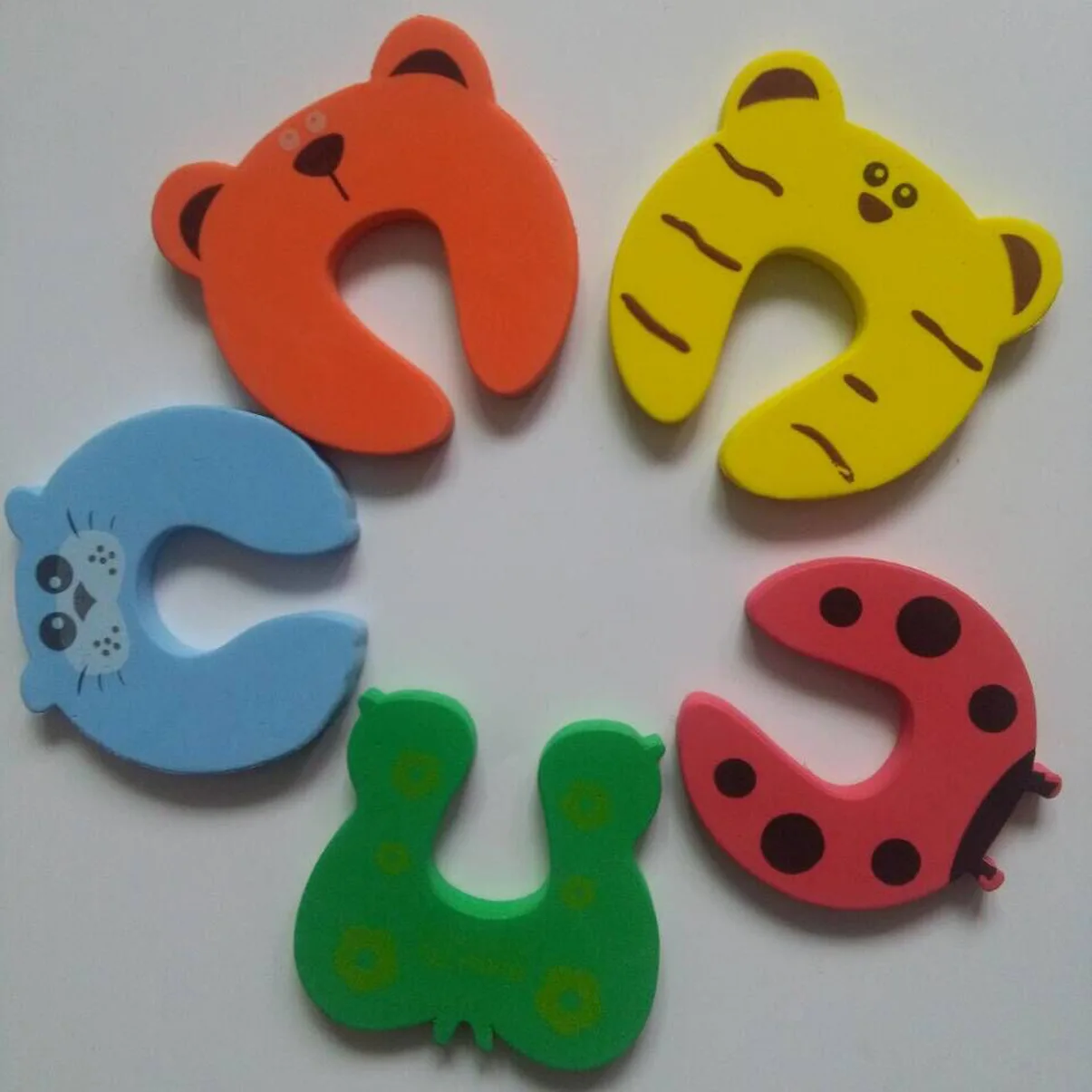 Factory Direct Cartoon Animal Safety Door Holder Baby Thickened Eva Children's Anti-Clip Hand Safety Door Stopper
Factory Direct Cartoon Animal Safety Door Holder Baby Thickened Eva Children's Anti-Clip Hand Safety Door Stopper