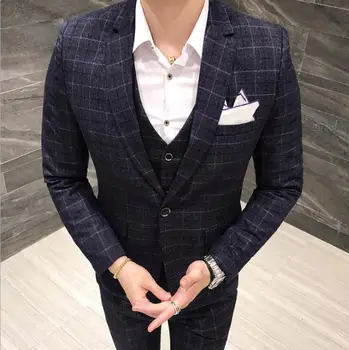 2020 spring and autumn new Korean version of the slim men's suit three-piece plaid small suit men's business casual suit
2020 spring and autumn new Korean version of the slim men's suit three-piece plaid small suit men's business casual suit