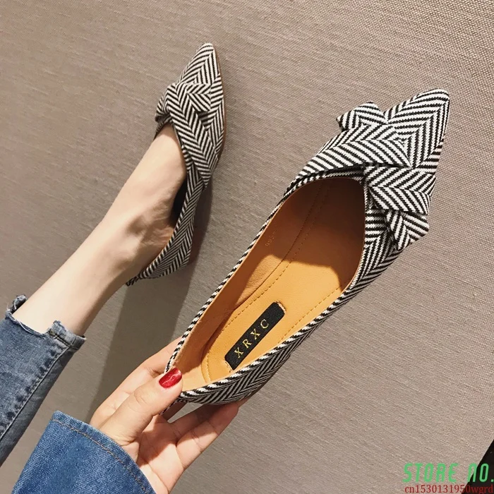 

Women Flats Pointed Toe Bowknot Black Red Extra Big Size 43 44 45 46 Plus Small Size 31 32 33 Lady Flat Heel Shoes Casual Shoes