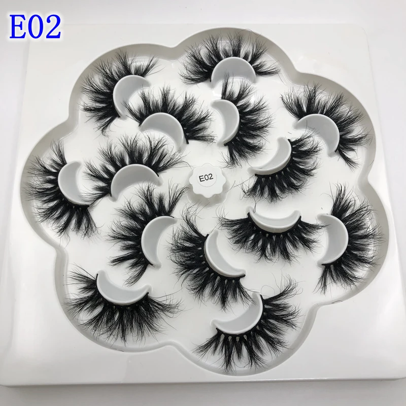 E02