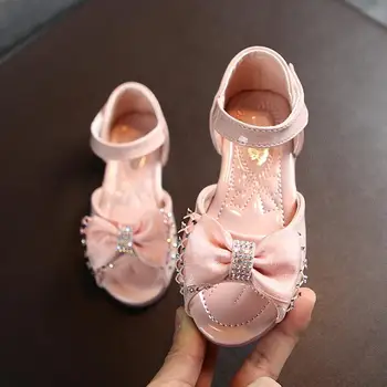 Kids Girl Sandals Summer Children Sandals Fashion Shiny Bowknot Girls Pricness Shoes Sandals For Girls Ddancing Shoes size 22-31 
Kids Girl Sandals Summer Children Sandals Fashion Shiny Bowknot Girls Pricness Shoes Sandals For Girls Ddancing Shoes size 22-31