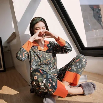 Silk Pajamas for Women 2020 New Products Long-sleeved Pajamas Women Cotton Floral Casual Cardigan Lady Fashion Home Service Suit 
Silk Pajamas for Women 2020 New Products Long-sleeved Pajamas Women Cotton Floral Casual Cardigan Lady Fashion Home Service Suit
