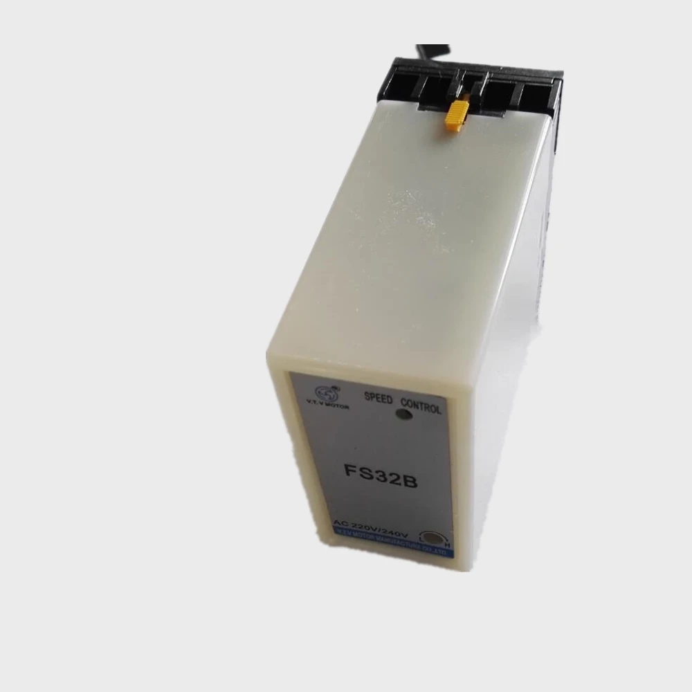 Motor Governor 220V AC SS-32 FS32B single-phase Motor Controller separated switch Speed Regulation
Motor Governor 220V AC SS-32 FS32B single-phase Motor Controller separated switch Speed Regulation