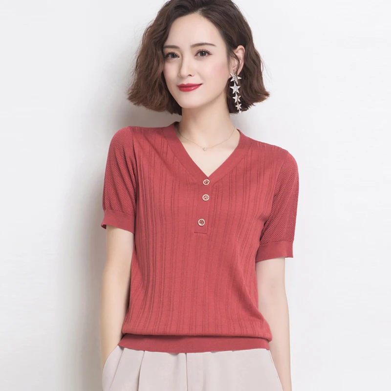 AOSSVIAO 2020 Spring Summer Women Sweaters and Pullovers Solid V-neck Short-sleeved Knit Sweater Thin Casual Tops Jumper Female
AOSSVIAO 2020 Spring Summer Women Sweaters and Pullovers Solid V-neck Short-sleeved Knit Sweater Thin Casual Tops Jumper Female