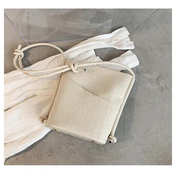 Large Capacity Bucket Bags For Women 2020 Alligator Pattern Female Crossbody Bag Designer Shoulder Bag Sac A Main Femme Handbags 
Large Capacity Bucket Bags For Women 2020 Alligator Pattern Female Crossbody Bag Designer Shoulder Bag Sac A Main Femme Handbags