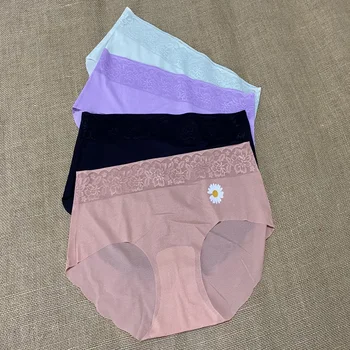 Seamless Panties Women Briefs Nylon Ultra-thin G-string Thongs Low Rise Lingerie Ice Silk Briefs Lady Underwear Plus Size
Seamless Panties Women Briefs Nylon Ultra-thin G-string Thongs Low Rise Lingerie Ice Silk Briefs Lady Underwear Plus Size