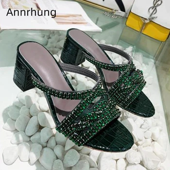 Rhinestone Narrow Band Slippers Women Sexy Open Toe Genuine Leather Med Hoof Heel Stone Grain Crystal Summer Shoes Woman
Rhinestone Narrow Band Slippers Women Sexy Open Toe Genuine Leather Med Hoof Heel Stone Grain Crystal Summer Shoes Woman
