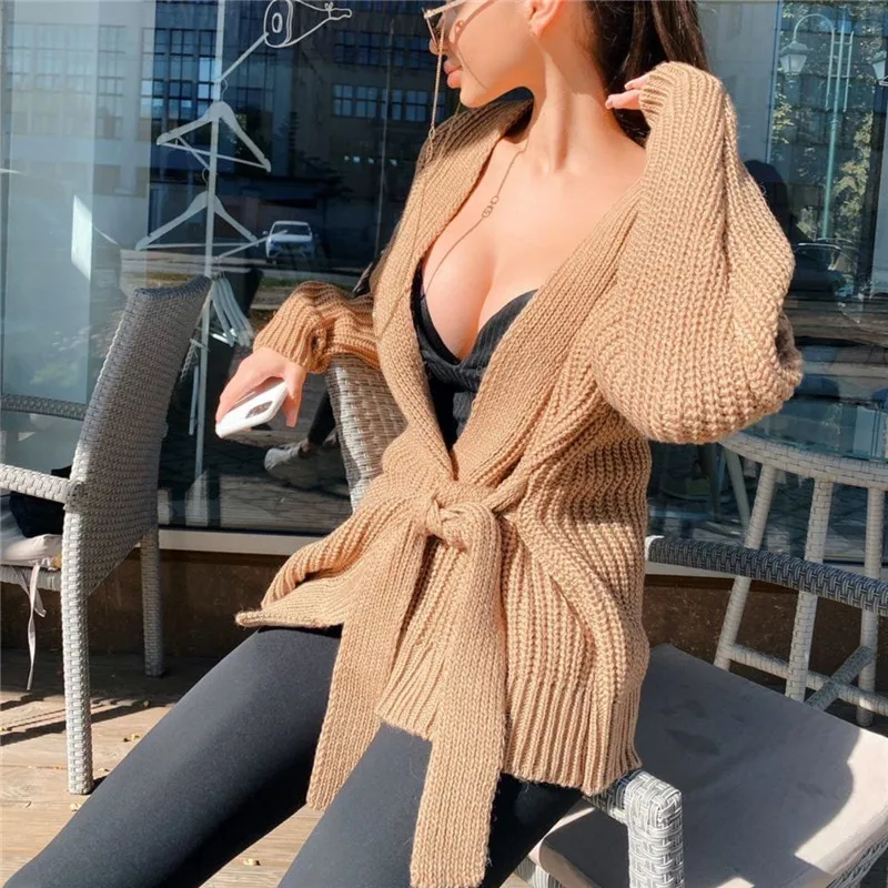 Women's Sweaters Cardigan Long-sleeved Autumn temperament British style pure color lacing sweater jacket Deep V Sweater Clothing
Women's Sweaters Cardigan Long-sleeved Autumn temperament British style pure color lacing sweater jacket Deep V Sweater Clothing