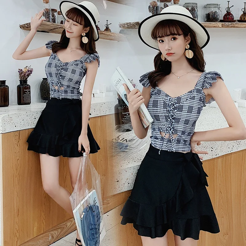 Two-piece Swimsuits Women's Three-piece Set Bikini Graceful Blouse Boxer Small Bust Gathering Bubble Hot Spring Tour Bathing Sui
Two-piece Swimsuits Women's Three-piece Set Bikini Graceful Blouse Boxer Small Bust Gathering Bubble Hot Spring Tour Bathing Sui