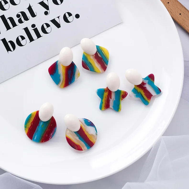 Korea New Rainbow Acrylic Star Round Square Stud Earrings For Women Fashion Jewelry Acetic Acid Resin Oorbellen Brincos
Korea New Rainbow Acrylic Star Round Square Stud Earrings For Women Fashion Jewelry Acetic Acid Resin Oorbellen Brincos