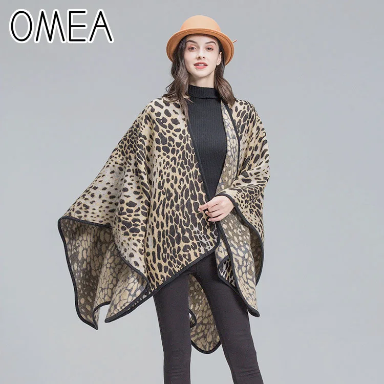 

New Leopard Ponchos and Capes Autumn Winter Thickened Girl Cashmere Blanket Scarf Shawls Wraps Winter Coat Women Cloak pashmina