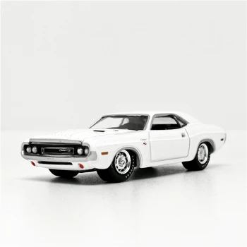 Greenlight 1:64 Dodge Challenger R/T 1970 White No Box
Greenlight 1:64 Dodge Challenger R/T 1970 White No Box