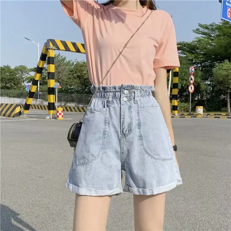 High-waisted jeans shorts summer 2020 new thin section Korean version loose wild was thin large size wide leg women's pants
High-waisted jeans shorts summer 2020 new thin section Korean version loose wild was thin large size wide leg women's pants