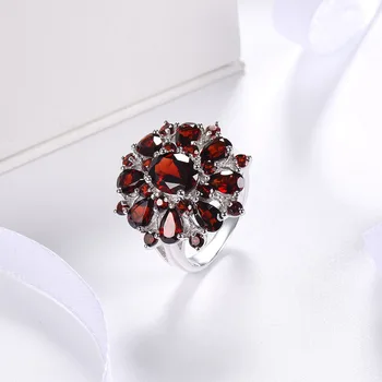 Classic Red Crystal Wedding Rings for Women Silver Color Flower Shaped Engagement Bridal Ring Luxury Party Jewelry Gifts
Classic Red Crystal Wedding Rings for Women Silver Color Flower Shaped Engagement Bridal Ring Luxury Party Jewelry Gifts