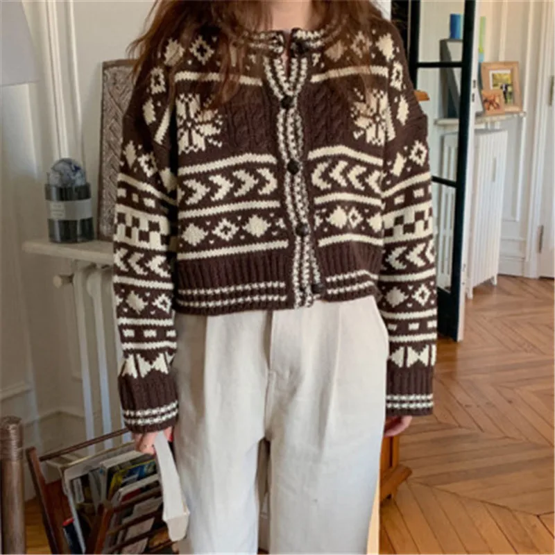 2020 New Arrivals Korean Snowflake Diagram Sweater Cardigans Stitching Color Single Breasted Long-sleeved Warm Jumper Thick Tops
2020 New Arrivals Korean Snowflake Diagram Sweater Cardigans Stitching Color Single Breasted Long-sleeved Warm Jumper Thick Tops