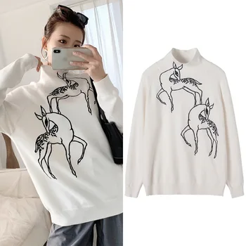 Deer Embroidered Sweater Classic Semi-high-collar Knitted Sweater White Christmas Coat Knit Sweater Women 
Deer Embroidered Sweater Classic Semi-high-collar Knitted Sweater White Christmas Coat Knit Sweater Women