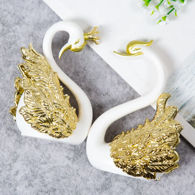 Crown Swan Wedding Cake Topper Personalized Decoration Crafts Home Decoration Accessories Modern Home Decor Miniature Figurines
Crown Swan Wedding Cake Topper Personalized Decoration Crafts Home Decoration Accessories Modern Home Decor Miniature Figurines
