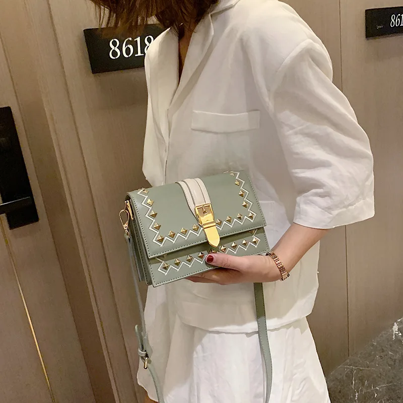 2019 New Style Stereo Square Sling Bag Rivet Wave Shoulder Women's Bag
2019 New Style Stereo Square Sling Bag Rivet Wave Shoulder Women's Bag