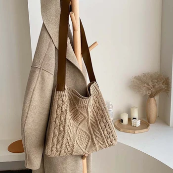 Casual Wool Knitting Tote Women's Shoulder Bag Designer Winter Crossbody Bags for Women 2020 Fashion Large Capacity Purse Female
Casual Wool Knitting Tote Women's Shoulder Bag Designer Winter Crossbody Bags for Women 2020 Fashion Large Capacity Purse Female