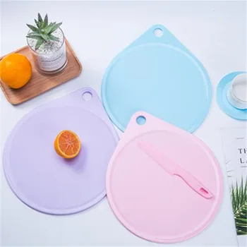 Single Cutting Board Plastic Cutting Board Kitchen Knife Set Round Non-Slip Multifunctional Cutting Board
Single Cutting Board Plastic Cutting Board Kitchen Knife Set Round Non-Slip Multifunctional Cutting Board