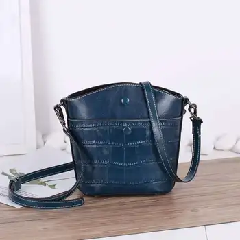 Leather Handbags 2020 New Crocodile Pattern Bucket Bag Niche Shoulder Messenger Bag Net Red Oceanic Small Bag
Leather Handbags 2020 New Crocodile Pattern Bucket Bag Niche Shoulder Messenger Bag Net Red Oceanic Small Bag