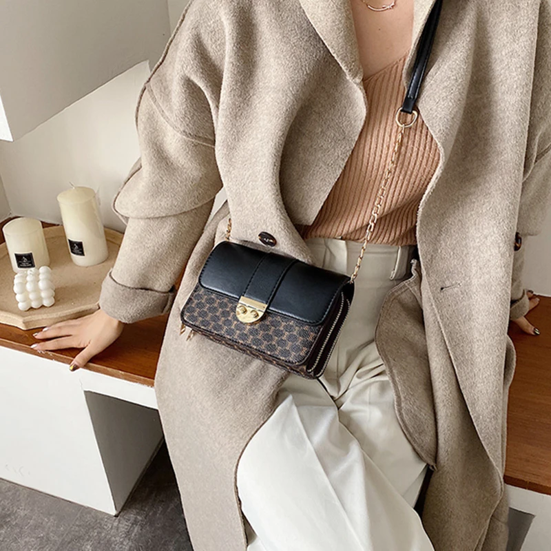 Women's Contrast Geometric Pattern Handbag Fashion Design Double-layer Small Square Flap Purse Chain Shoulder Messenger Wallet
Women's Contrast Geometric Pattern Handbag Fashion Design Double-layer Small Square Flap Purse Chain Shoulder Messenger Wallet