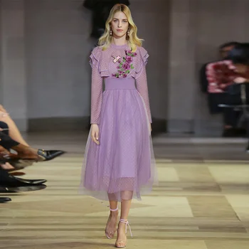 Flower Floral Embroidery Lace Dress Runway Designer Patchwork Long Sleeve Elegant Ruffle Street Ladies Vintage Long Maxi Dresses
Flower Floral Embroidery Lace Dress Runway Designer Patchwork Long Sleeve Elegant Ruffle Street Ladies Vintage Long Maxi Dresses