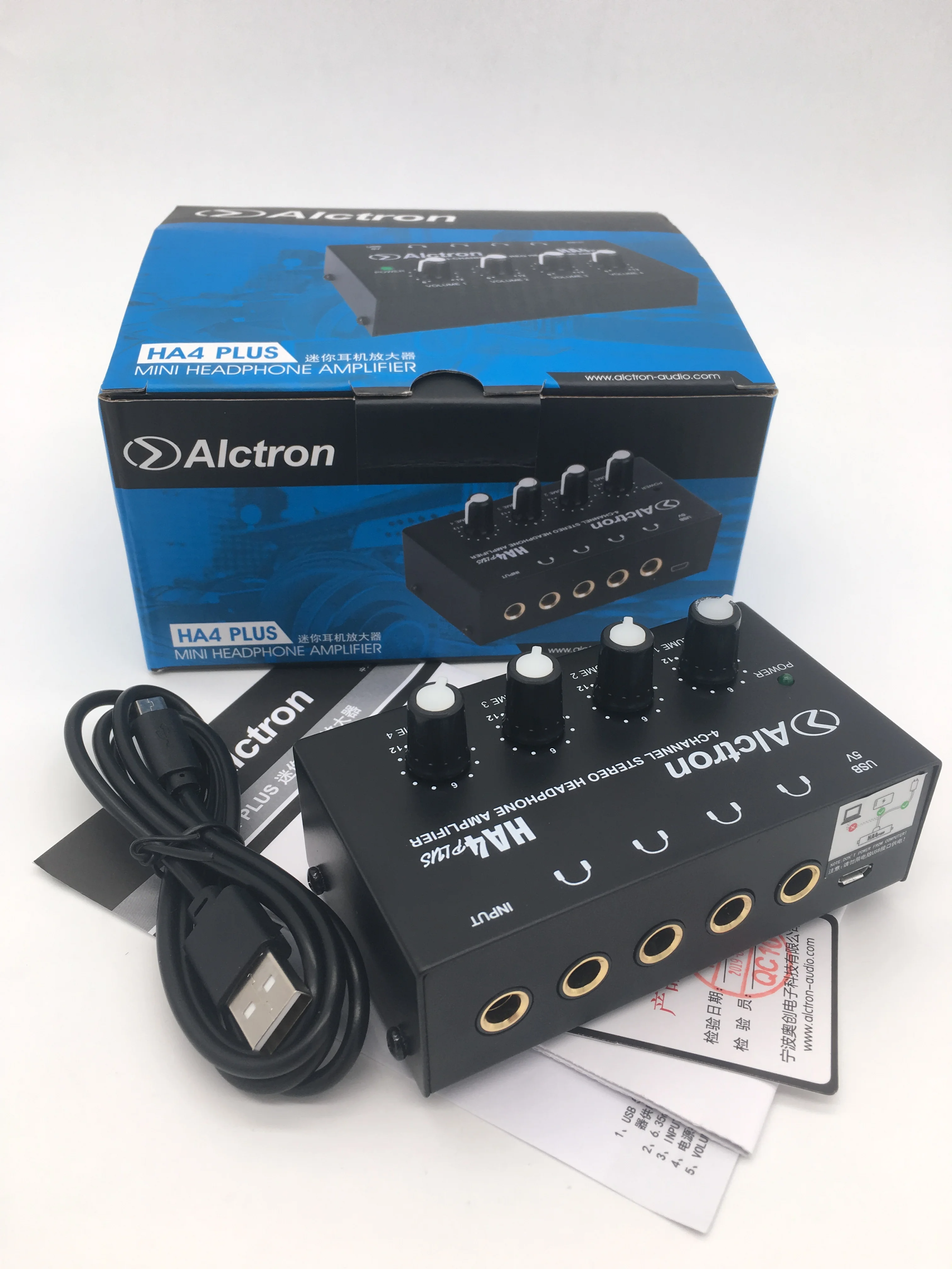 Upgraded ALCTRON HA4plus 4-channel stereo Mini Headphone Amplifier USB interface powered recording studio headphone splitter
Upgraded ALCTRON HA4plus 4-channel stereo Mini Headphone Amplifier USB interface powered recording studio headphone splitter