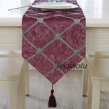 European-style coffee table table cloth, three-dimensional flower Western food fashionable modern minimalist table runner
European-style coffee table table cloth, three-dimensional flower Western food fashionable modern minimalist table runner