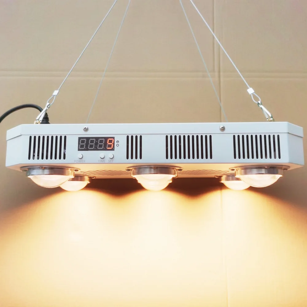 Bridgelux COB 1800W Timer LED Grow Light For Indoor Medicinal Plants Full Spectrum Using Optical Lens High Lumen Par Grow Tent
Bridgelux COB 1800W Timer LED Grow Light For Indoor Medicinal Plants Full Spectrum Using Optical Lens High Lumen Par Grow Tent