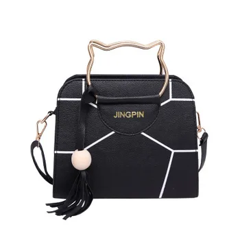 Ladies New Bag Crack Cat Handbag Wooden Bead Tassel Printed Letter Handbag Shoulder Messenger Bag 
Ladies New Bag Crack Cat Handbag Wooden Bead Tassel Printed Letter Handbag Shoulder Messenger Bag