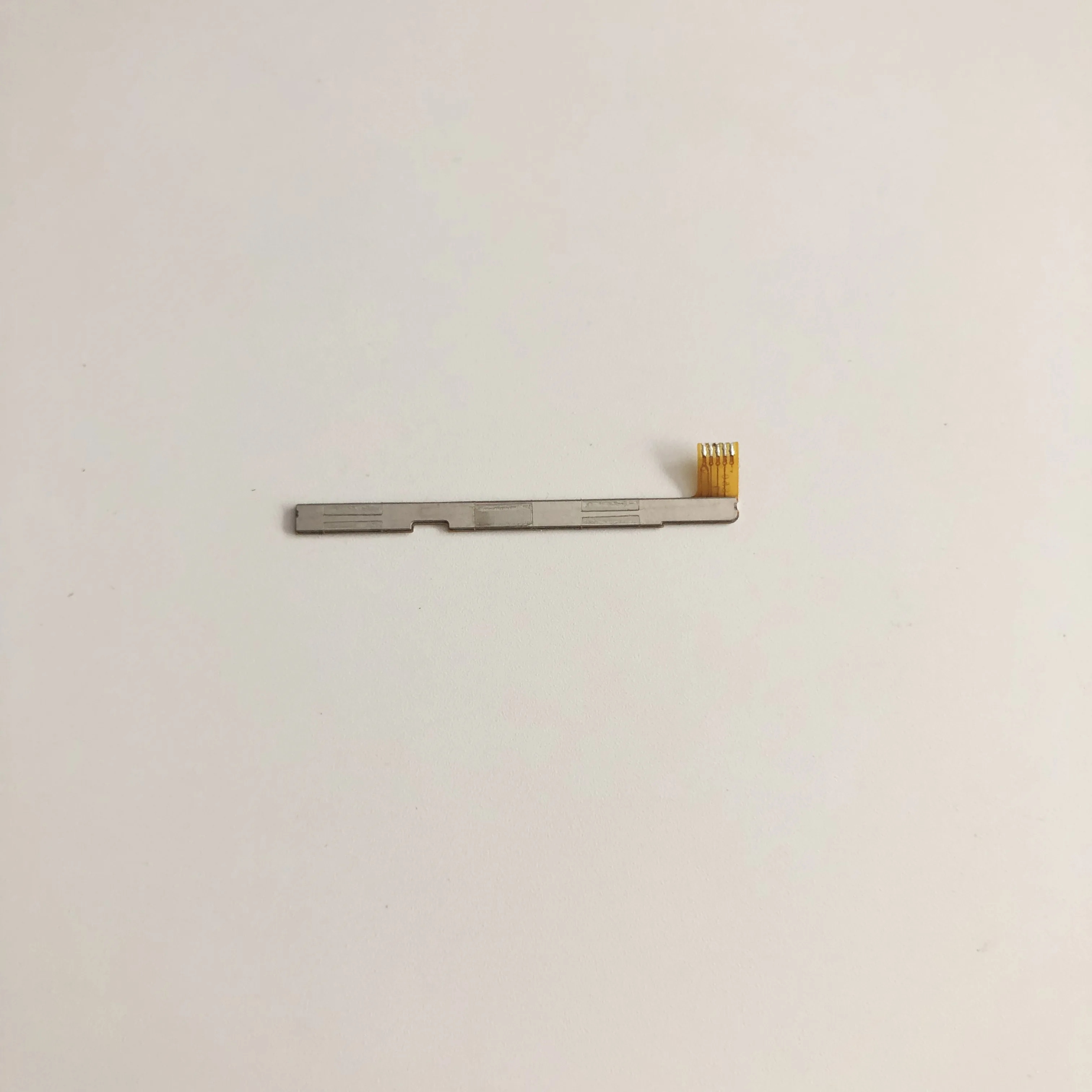 Oukitel U18 смартфон с 5,7-дюймовым дисплеем, восьмиядерным процессором MT6750T, 5,8x1512
Oukitel U18 смартфон с 5,7-дюймовым дисплеем, восьмиядерным процессором MT6750T, 5,8x1512