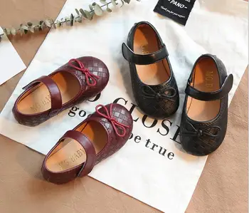 2019 new British style children's shoes princess show shoes Korean version of the spring and autumn students single shoes
2019 new British style children's shoes princess show shoes Korean version of the spring and autumn students single shoes