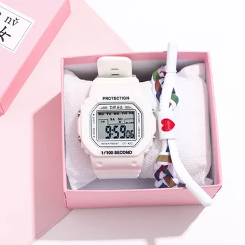 Green Small Block Jitter Square Motion Electronics Wrist Watch Schoolgirl Concise Mori School Wind
Green Small Block Jitter Square Motion Electronics Wrist Watch Schoolgirl Concise Mori School Wind
