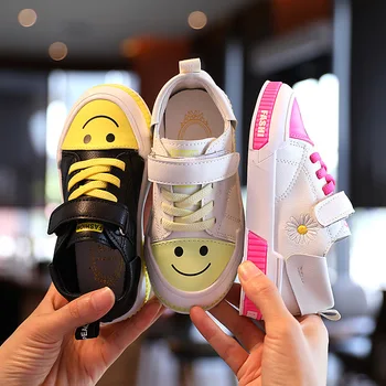 AFDSWG children's daisy board shoes female baby white shoes autumn new style little boy soft bottom smiling casual trendy shoes
AFDSWG children's daisy board shoes female baby white shoes autumn new style little boy soft bottom smiling casual trendy shoes