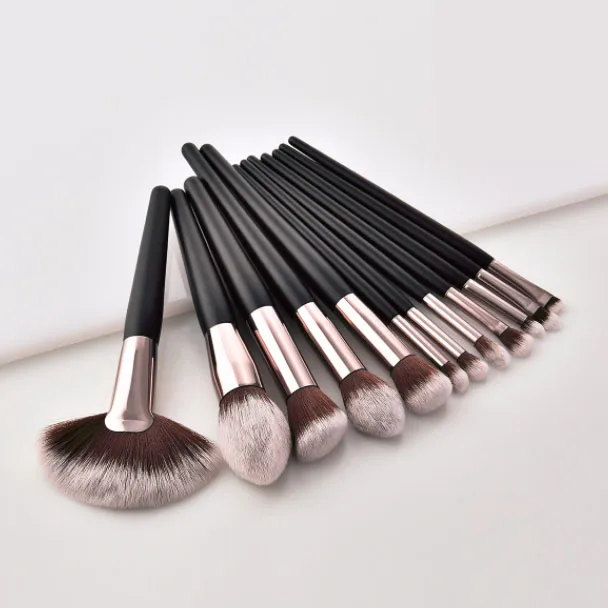12pcs black rosegold makeup brush set private label wooden handle synthetic hair wholesale make up brush
12pcs black rosegold makeup brush set private label wooden handle synthetic hair wholesale make up brush