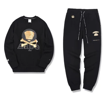 European and American 20ss new ape-man hot stamping printing round neck casual men's trendy sweatshirt couple suit 
European and American 20ss new ape-man hot stamping printing round neck casual men's trendy sweatshirt couple suit