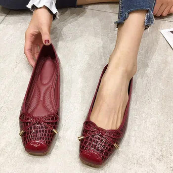 2020 Brand Spring Autumn Women's Flats Slip-On Woman Snake Print Bowtie Soft Single Shoes Ladies Females Work Ballet Flats Shoes
2020 Brand Spring Autumn Women's Flats Slip-On Woman Snake Print Bowtie Soft Single Shoes Ladies Females Work Ballet Flats Shoes