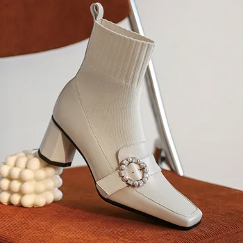 Vintage Fashion Newest Genuine Leather Women's Ankle Boots Thick High Heels Pumps 2021 Dress Party Casual Shoes Woman size 34-40
Vintage Fashion Newest Genuine Leather Women's Ankle Boots Thick High Heels Pumps 2021 Dress Party Casual Shoes Woman size 34-40