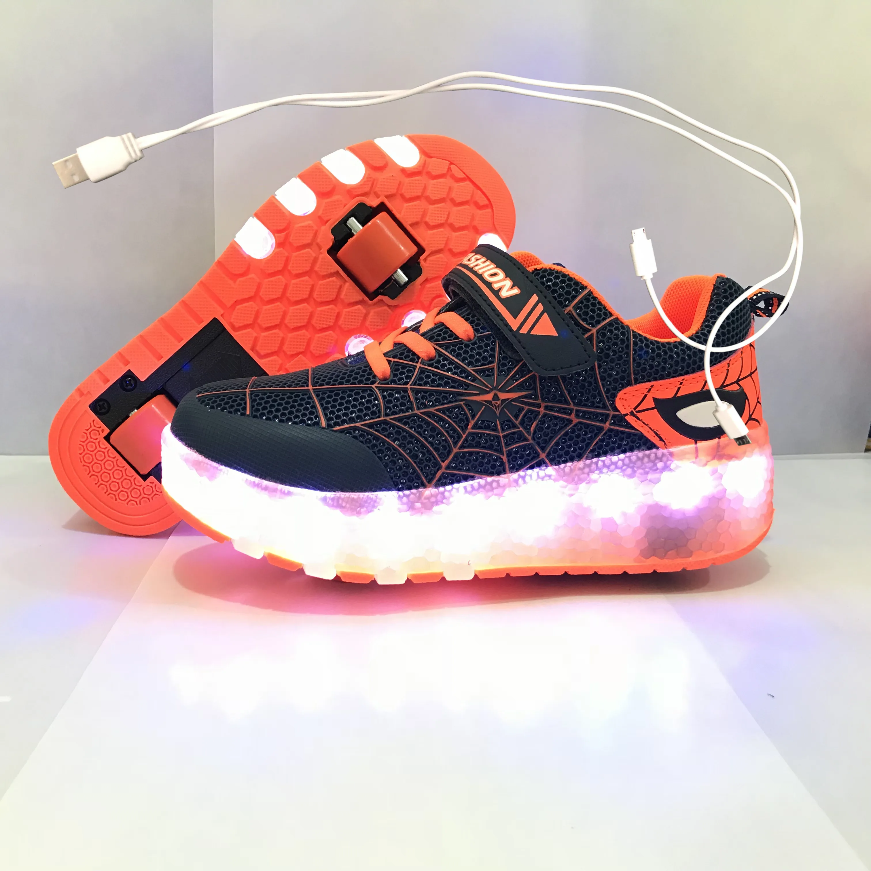 Children Two Wheels Luminous Glowing Sneakers Green Pink Led Light Roller Skate Shoes Kids Led Shoes Boys Girls USB Charging
Children Two Wheels Luminous Glowing Sneakers Green Pink Led Light Roller Skate Shoes Kids Led Shoes Boys Girls USB Charging