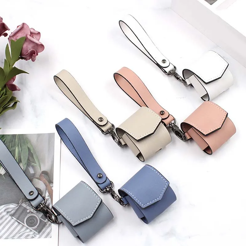Earphone Charging Box Accessories Bag for AirPods 1 2 Leather Case Key Strap with Buttons Headphone Case Cover
Earphone Charging Box Accessories Bag for AirPods 1 2 Leather Case Key Strap with Buttons Headphone Case Cover