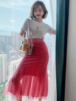 Stylish Western Style Embroidered All-match T-shirt + Elastic Waist Medium-Length Gauze Skirt Suit, Fashion Summer New Style
Stylish Western Style Embroidered All-match T-shirt + Elastic Waist Medium-Length Gauze Skirt Suit, Fashion Summer New Style